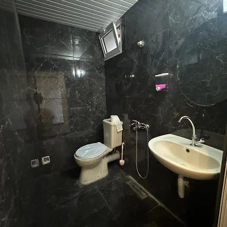 Homestay Baskent *