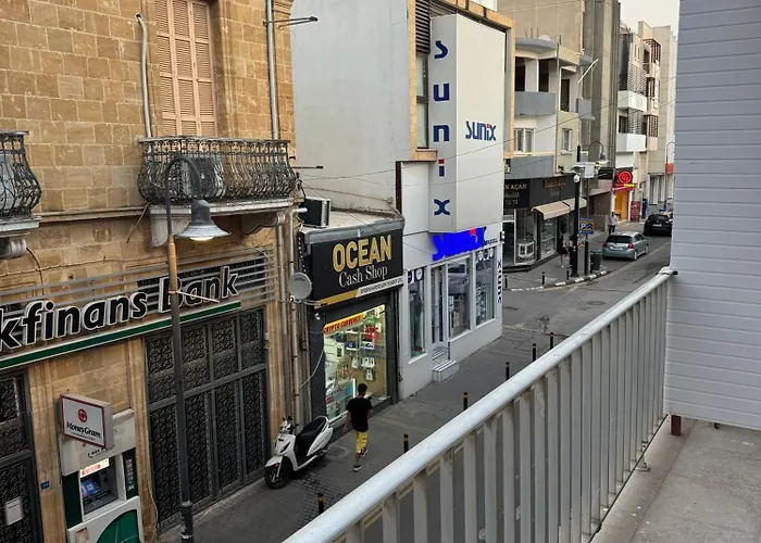 ホームステイ Baskent ニコシア